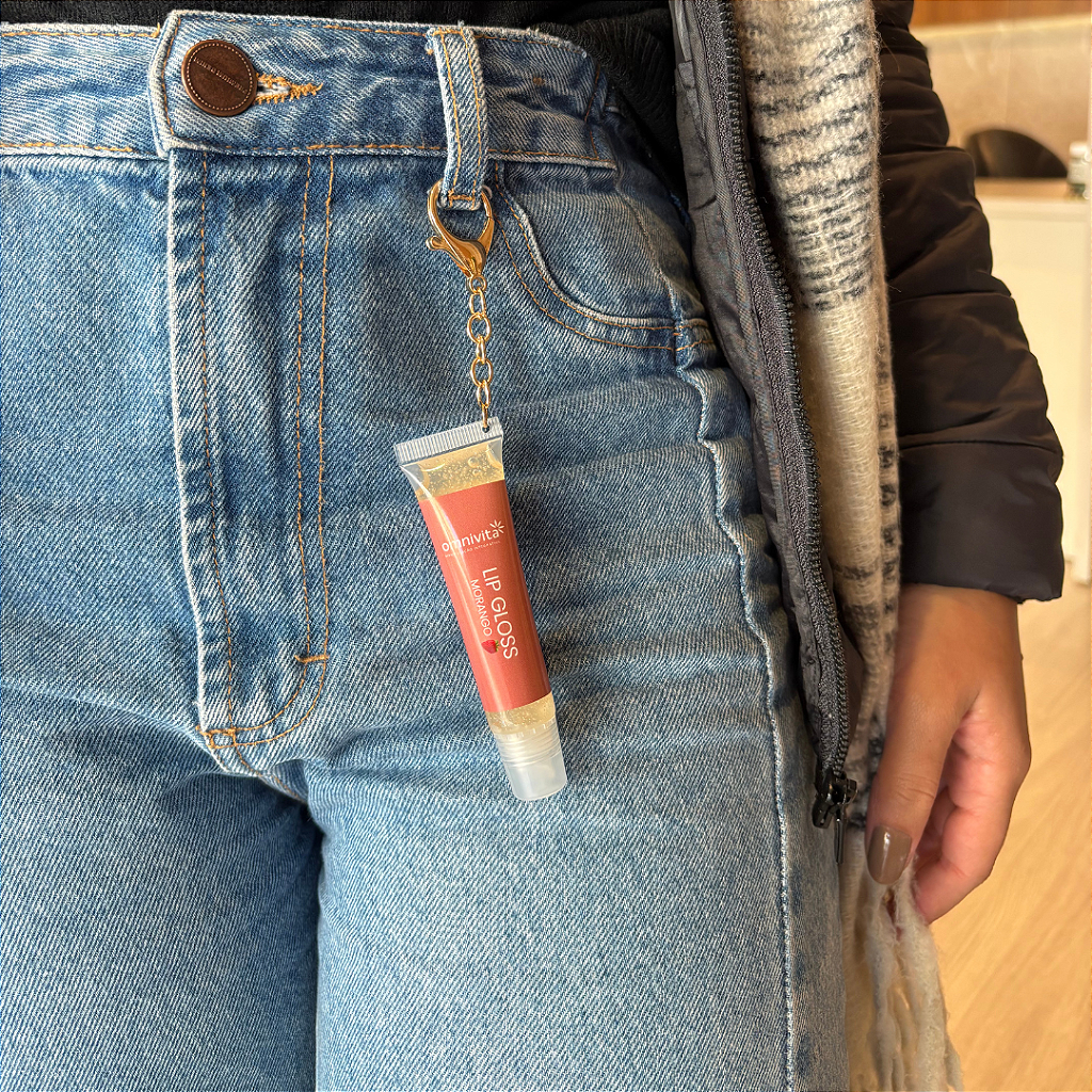 GLOSS LABIAL COM CHAVEIRO