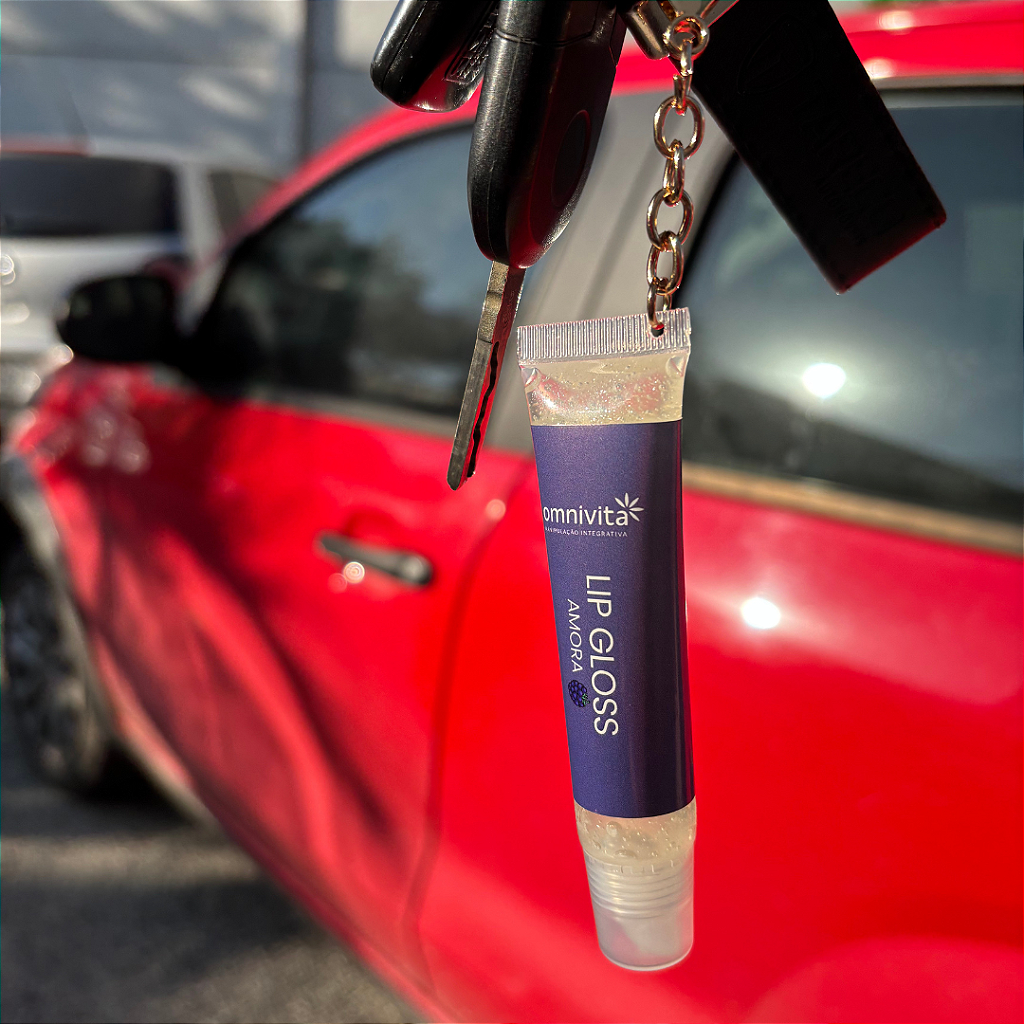 GLOSS LABIAL COM CHAVEIRO